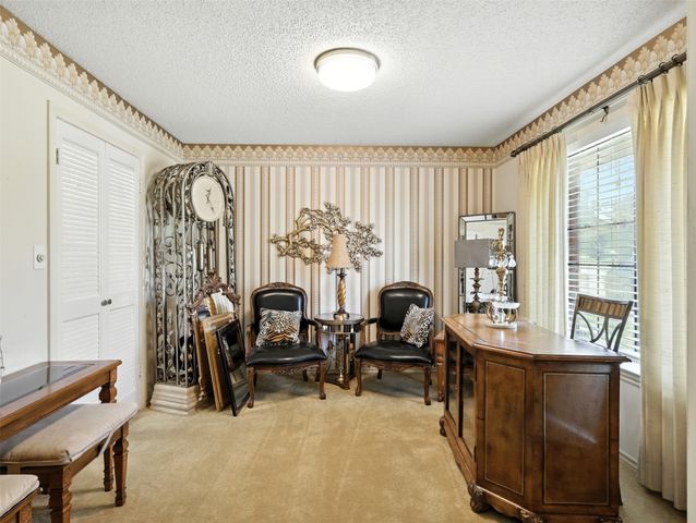 1920 E Tudor Street, Paris, TX 75460