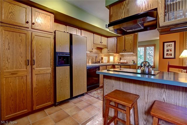 30105 Center Ridge Road G, Westlake, OH 44145