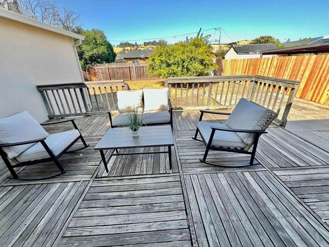 25696 Lander Ave, Hayward, CA 94544