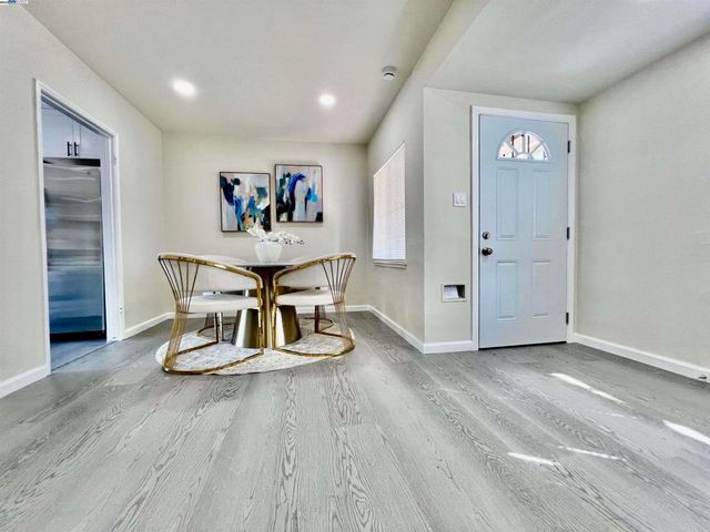 25696 Lander Ave, Hayward, CA 94544