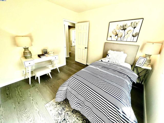 25696 Lander Ave, Hayward, CA 94544