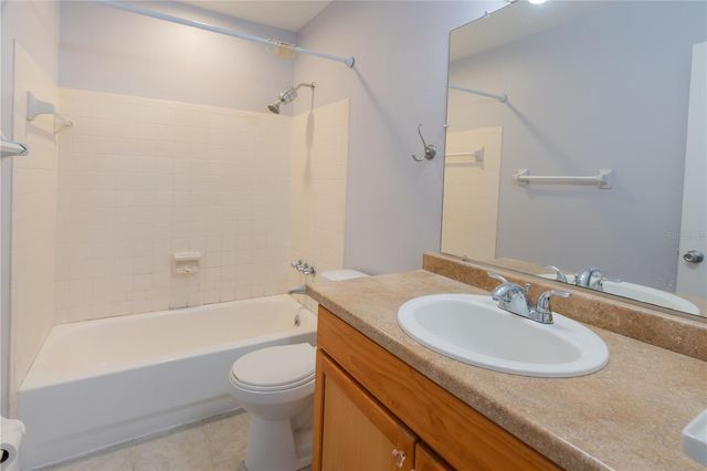 123 SEAHORSE DRIVE SE D, St Petersburg, FL 33705