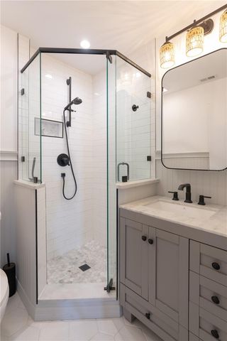 123 SEAHORSE DRIVE SE D, St Petersburg, FL 33705