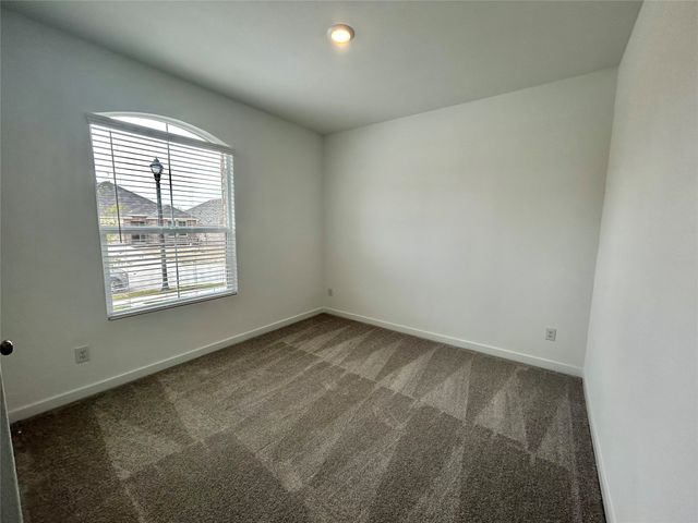 326 Sedalia Trail, Justin, TX 76247