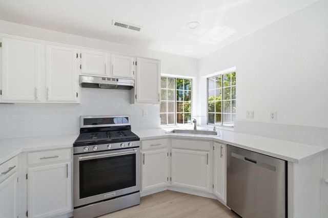 40352 Linaria Circle, Fremont, CA 94538