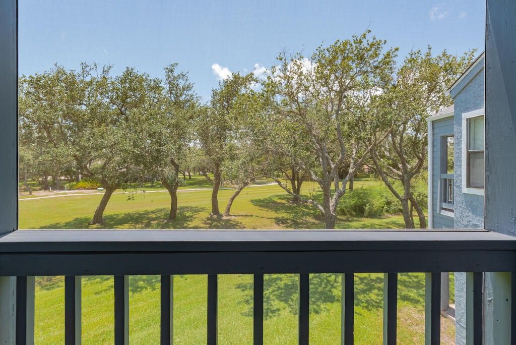 209 Forest Hills 233, Rockport, TX 78382 — photo 2