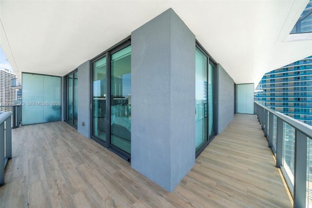 1300 S Miami Avenue 2110, Miami, FL 33130