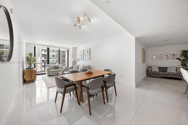 1300 S Miami Avenue 2110, Miami, FL 33130