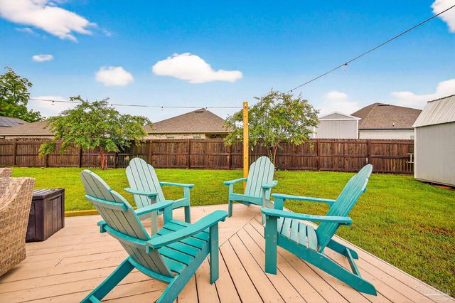 6608 Covington Cir, Pensacola, FL 32526