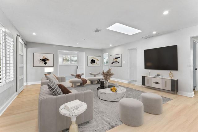 1740 S ORANGE AVENUE, Sarasota, FL 34239