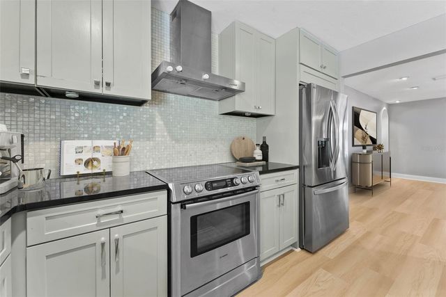 1740 S ORANGE AVENUE, Sarasota, FL 34239