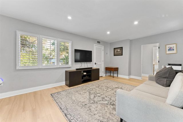 1740 S ORANGE AVENUE, Sarasota, FL 34239