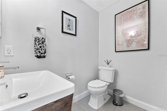 1740 S ORANGE AVENUE, Sarasota, FL 34239