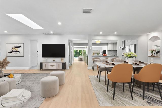 1740 S ORANGE AVENUE, Sarasota, FL 34239