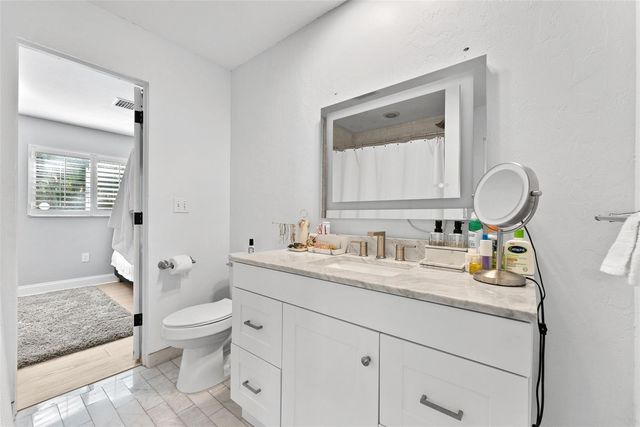 1740 S ORANGE AVENUE, Sarasota, FL 34239