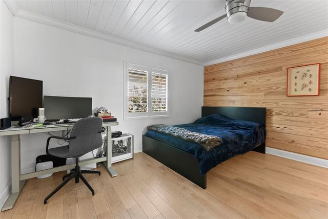 1740 S ORANGE AVENUE, Sarasota, FL 34239