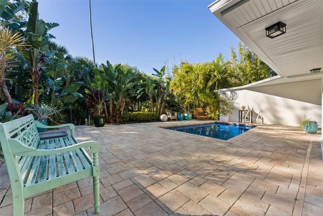 1740 S ORANGE AVENUE, Sarasota, FL 34239
