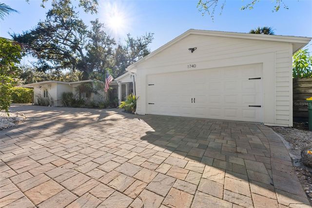 1740 S ORANGE AVENUE, Sarasota, FL 34239
