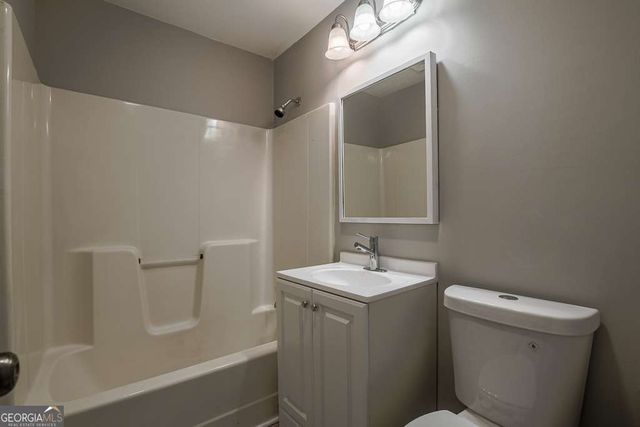 2620 Walnut Road, Gainesville, GA 30506