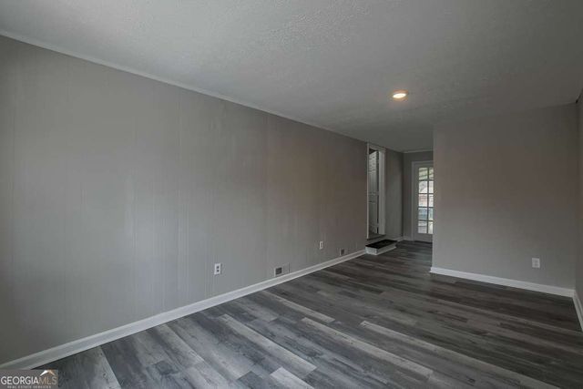 2620 Walnut Road, Gainesville, GA 30506