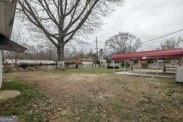 2620 Walnut Road, Gainesville, GA 30506