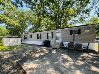35 Roberts Road, Toms River, NJ 08755