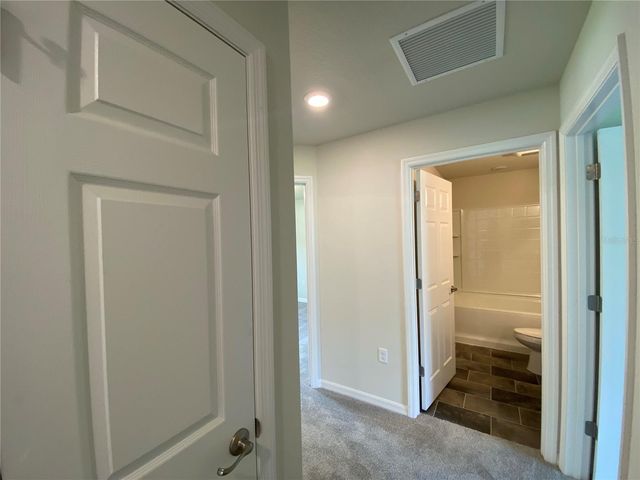 8180 N WAKEFIELD DRIVE, Citrus Springs, FL 34434