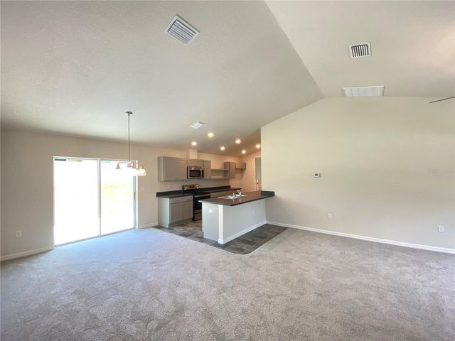 8180 N WAKEFIELD DRIVE, Citrus Springs, FL 34434