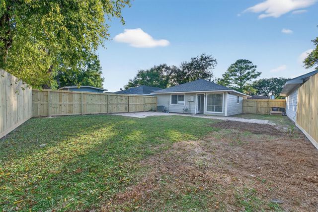 11046 Rainbow Glen Drive, Houston, TX 77064