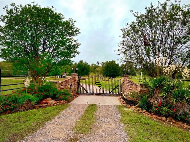 20650 Fm 2154 Road, College Station, TX 77845