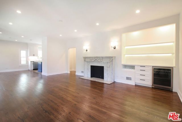442 S ROXBURY Drive A, Beverly Hills, CA 90212
