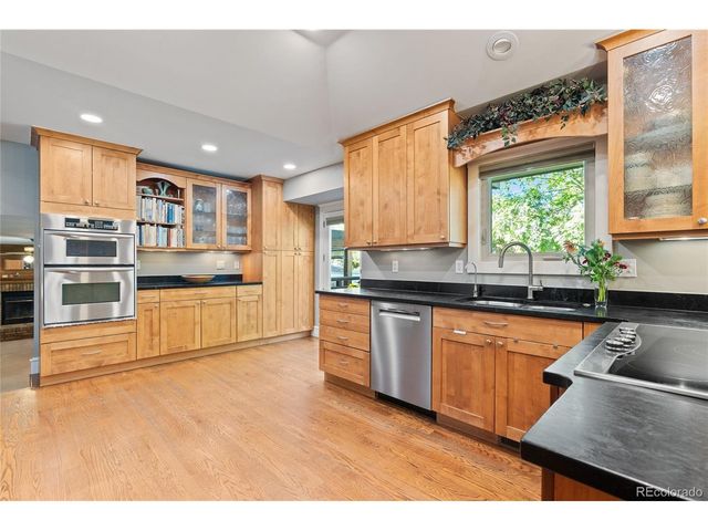 6965 Independence St, Arvada, CO 80004