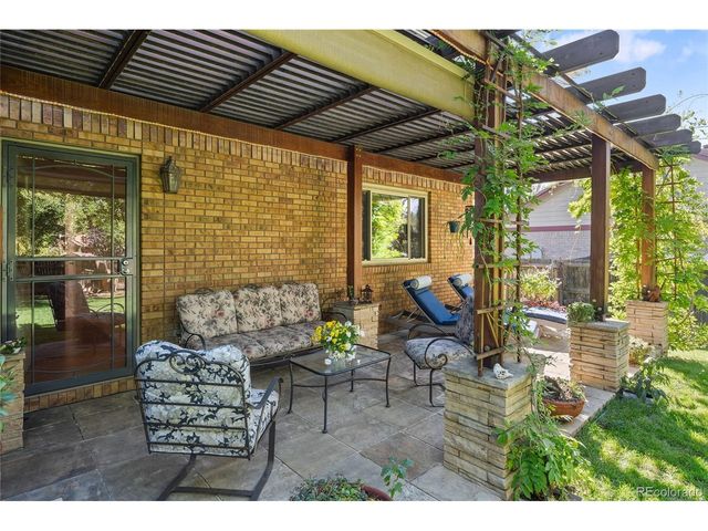 6965 Independence St, Arvada, CO 80004