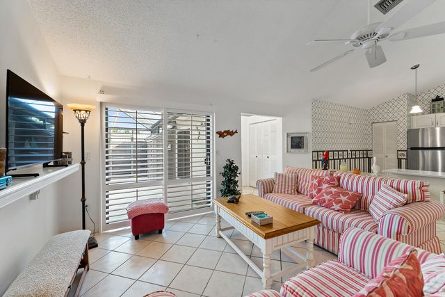 1801 S Us Highway 1 9d, Jupiter, FL 33477