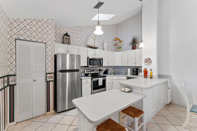 1801 S Us Highway 1 9d, Jupiter, FL 33477