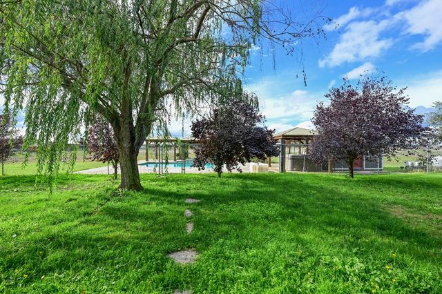 21088 Forest Glen Road, Madera, CA 93638