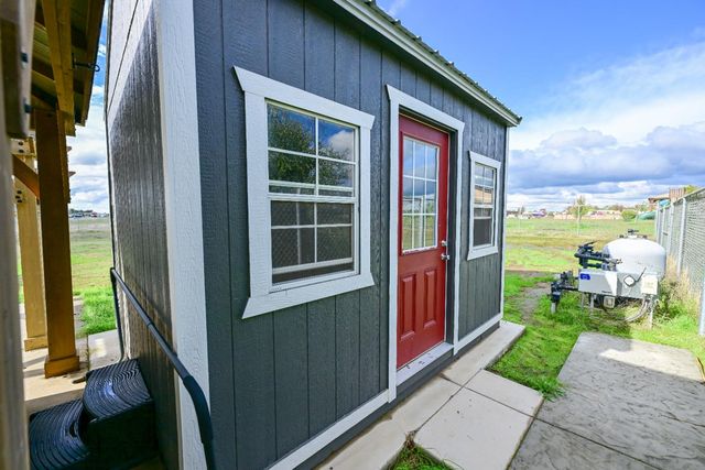 21088 Forest Glen Road, Madera, CA 93638