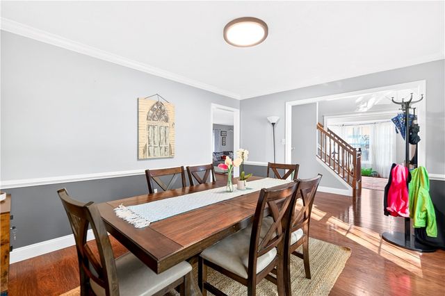 817 Lexington Dr, Hopewell Twp, PA 15001