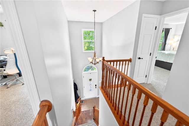 817 Lexington Dr, Hopewell Twp, PA 15001
