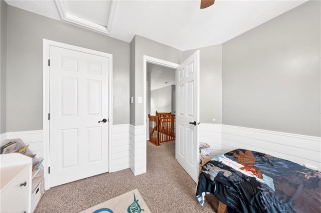 817 Lexington Dr, Hopewell Twp, PA 15001