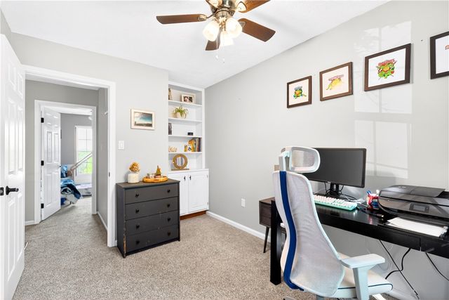 817 Lexington Dr, Hopewell Twp, PA 15001