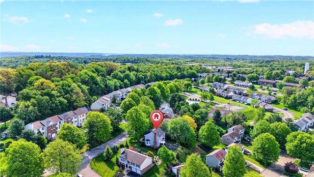 817 Lexington Dr, Hopewell Twp, PA 15001