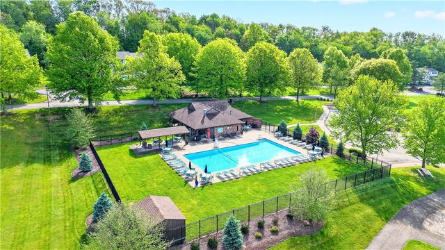817 Lexington Dr, Hopewell Twp, PA 15001