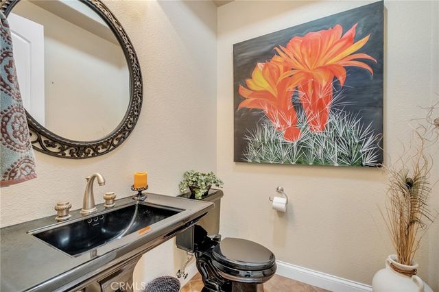 7026 Cataba Road, Oak Hills, CA 92344
