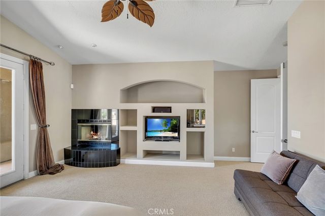 7026 Cataba Road, Oak Hills, CA 92344