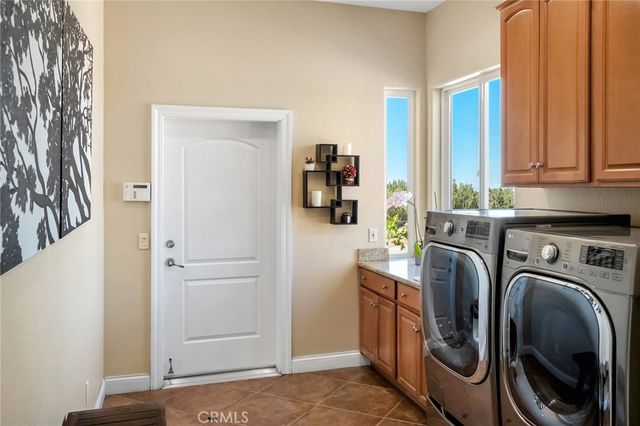 7026 Cataba Road, Oak Hills, CA 92344