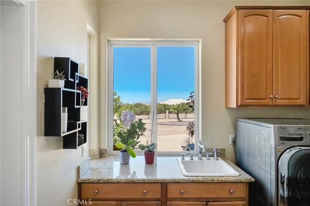 7026 Cataba Road, Oak Hills, CA 92344