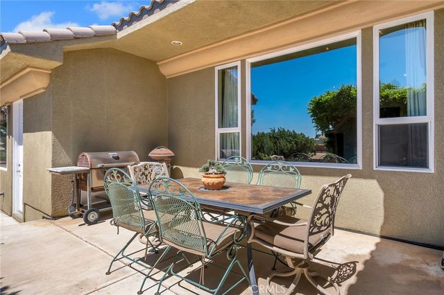 7026 Cataba Road, Oak Hills, CA 92344
