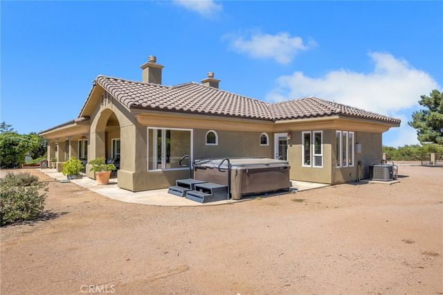 7026 Cataba Road, Oak Hills, CA 92344
