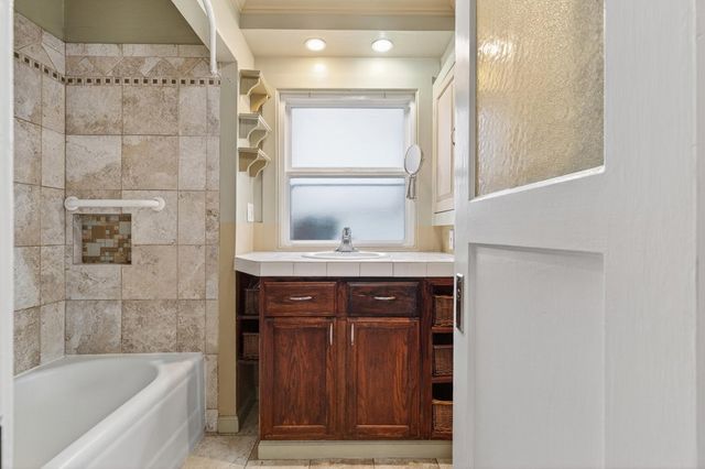 1128 1128 Delaware St, Berkeley, CA 94702